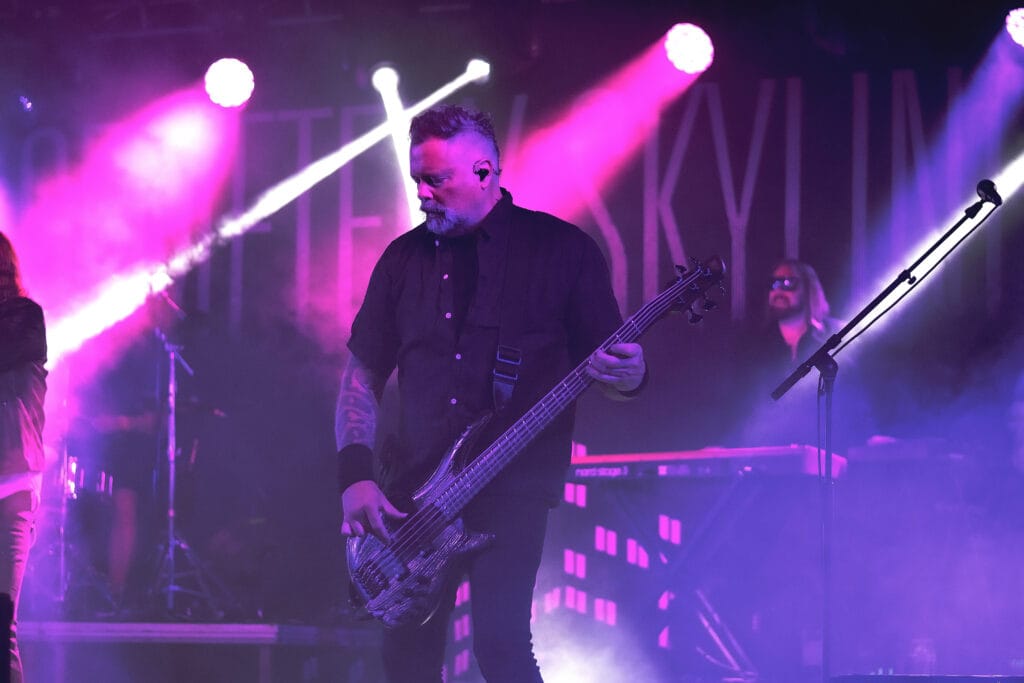 Cemetery Skyline Leyendas del Rock 2025