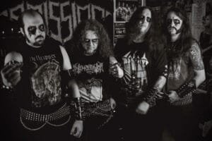 Omission band