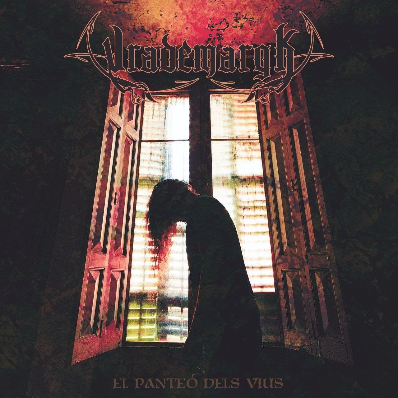 VRADEMARGK portada de "El Panteó dels Vius"