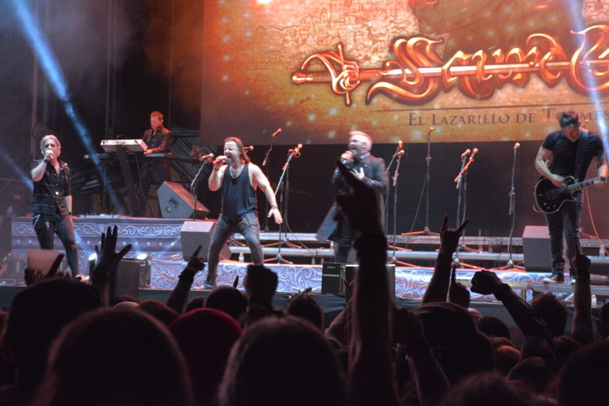 Saurom Leyendas del Rock 2026